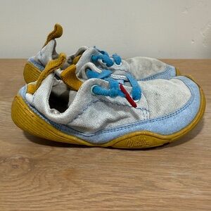 Wildling Mar toddler kid size 8